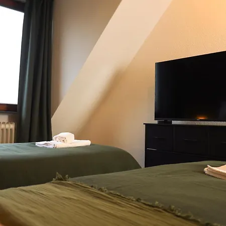 Nalia Homes - Elegant Apartman *