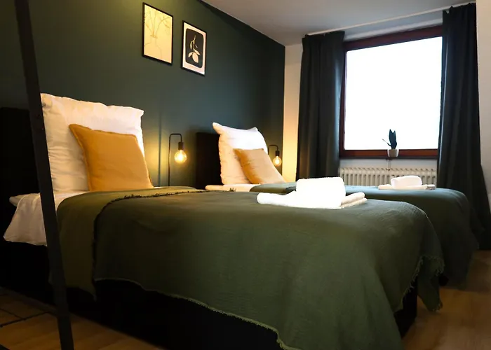 Nalia Homes - Elegant *